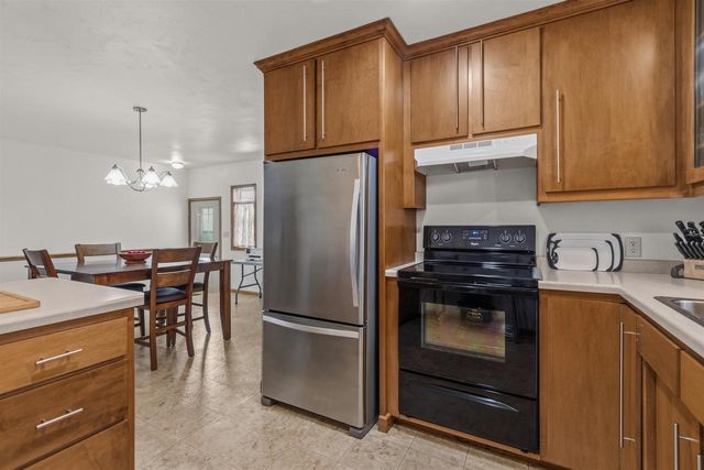 1160 HAROLD DRIVE, Menasha, WI 54952