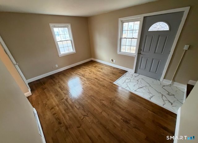 4 Tyler Circle, Manchester, CT 06040