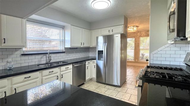 14519 Bladenboro Drive, Cypress, TX 77429