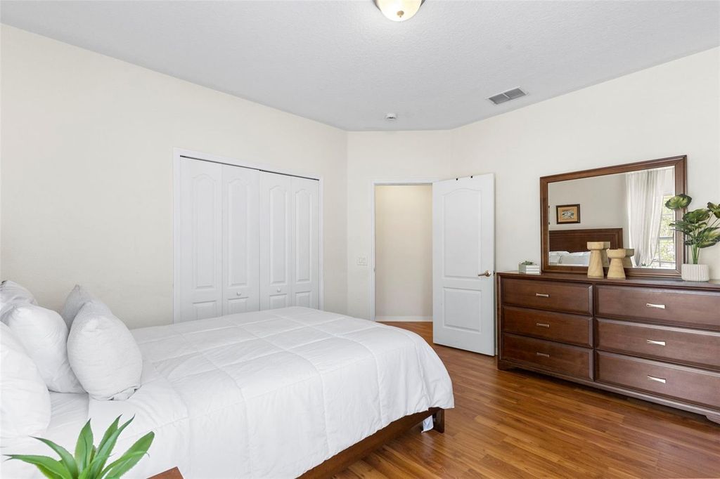 Image 39 of property listing at 17823 ARBOR CREEK DRIVE, Tampa, FL 33647