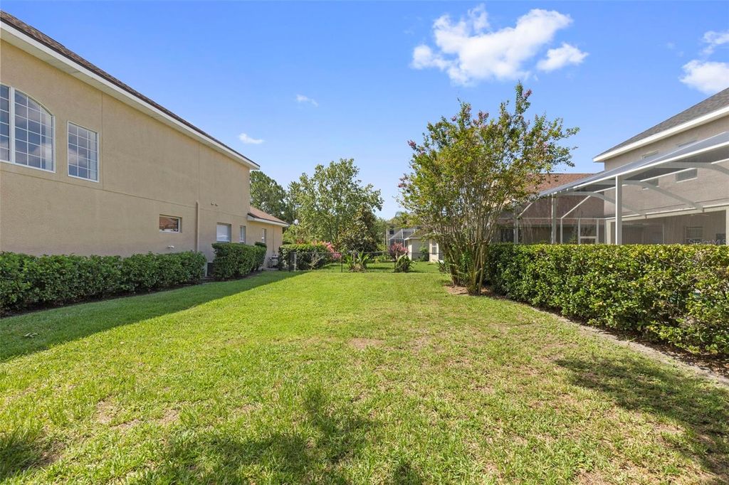 Image 57 of property listing at 17823 ARBOR CREEK DRIVE, Tampa, FL 33647