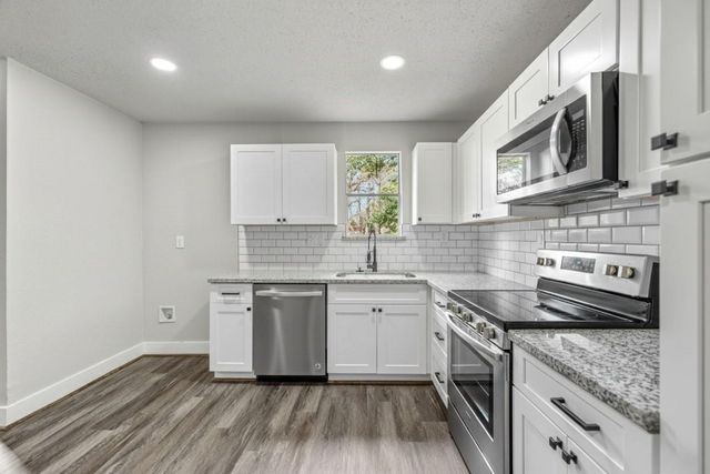 601 Faulkner Avenue, Coldspring, TX 77331