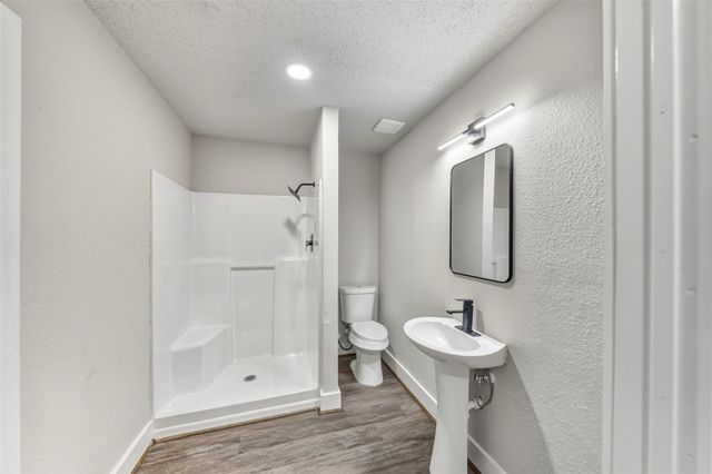 601 Faulkner Avenue, Coldspring, TX 77331