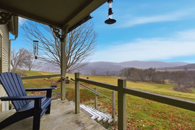 762 McLaren Hill Road, Barnet, VT 05821