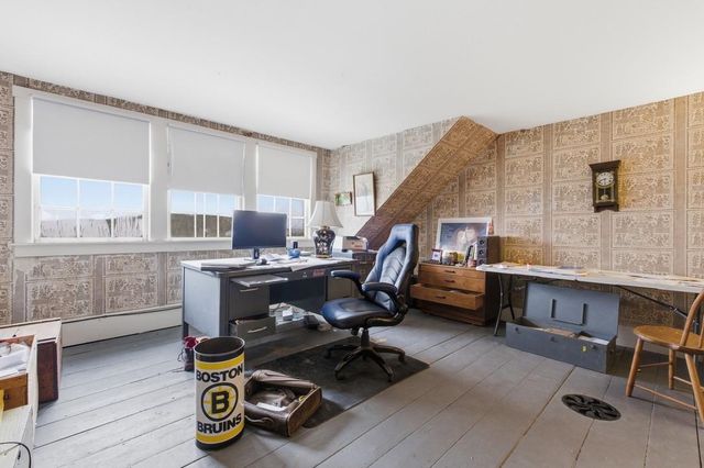 762 McLaren Hill Road, Barnet, VT 05821