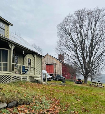 762 McLaren Hill Road, Barnet, VT 05821