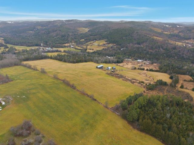 762 McLaren Hill Road, Barnet, VT 05821