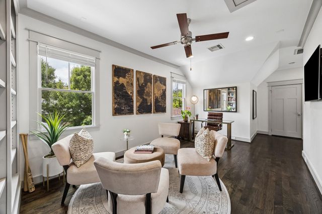 135 E 23rd Street, Houston, TX 77008