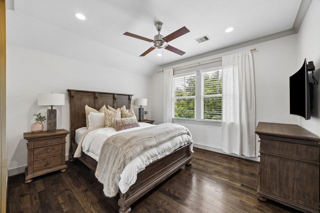 135 E 23rd Street, Houston, TX 77008