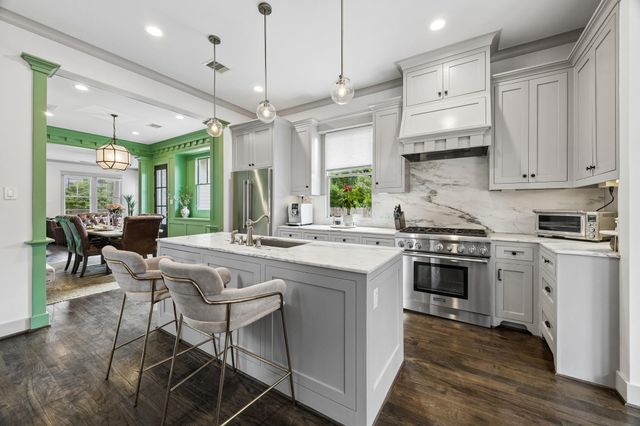 135 E 23rd Street, Houston, TX 77008