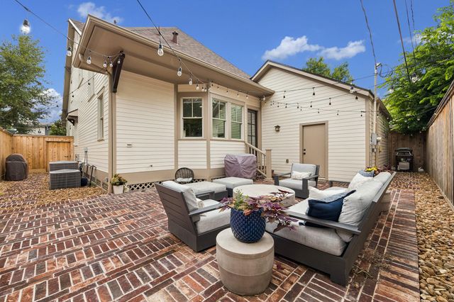 135 E 23rd Street, Houston, TX 77008