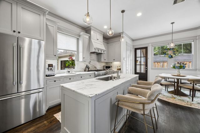 135 E 23rd Street, Houston, TX 77008