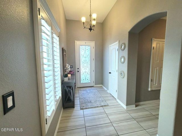 7852 Enchanted View Drive, El Paso, TX 79911