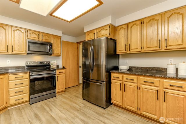 9120 Kelly Court NE, Lacey, WA 98516