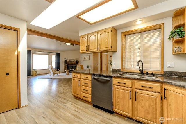 9120 Kelly Court NE, Lacey, WA 98516