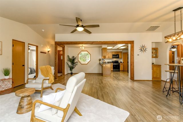 9120 Kelly Court NE, Lacey, WA 98516