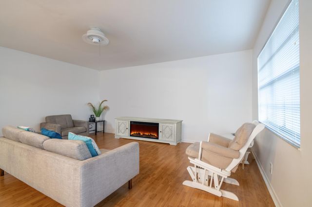 313 Burgundy G, Delray Beach, FL 33484