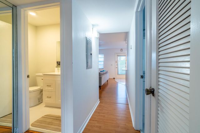 313 Burgundy G, Delray Beach, FL 33484