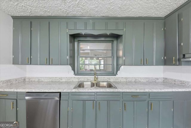 9 Sandy Beach Terrace NW, Rome, GA 30165