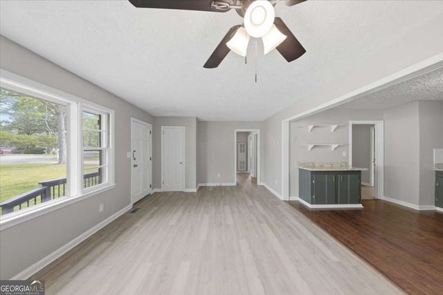 9 Sandy Beach Terrace NW, Rome, GA 30165