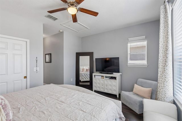 5307 POINT PLEASANT LANE, Tampa, FL 33611