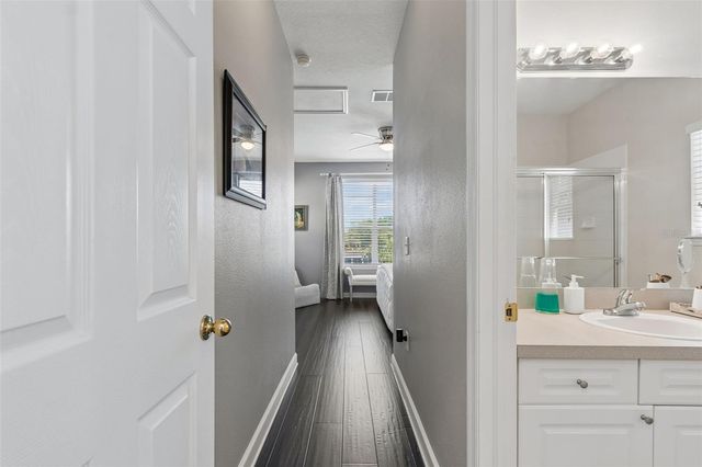 5307 POINT PLEASANT LANE, Tampa, FL 33611