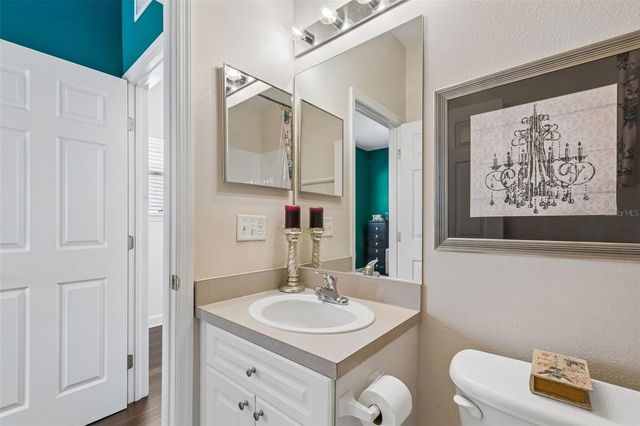 5307 POINT PLEASANT LANE, Tampa, FL 33611