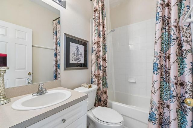 5307 POINT PLEASANT LANE, Tampa, FL 33611