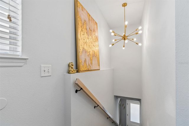 5307 POINT PLEASANT LANE, Tampa, FL 33611