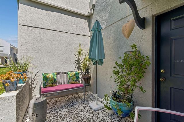 5307 POINT PLEASANT LANE, Tampa, FL 33611