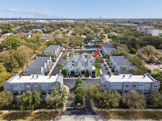 5307 POINT PLEASANT LANE, Tampa, FL 33611