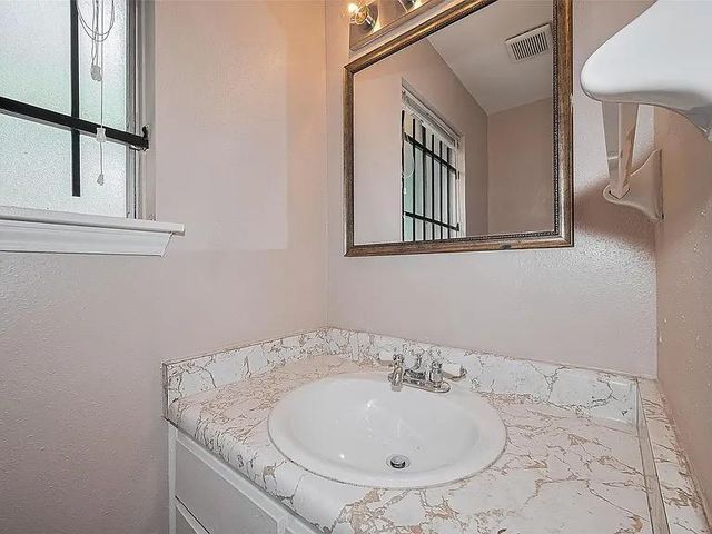 3619 Kilkenny Drive, Houston, TX 77047