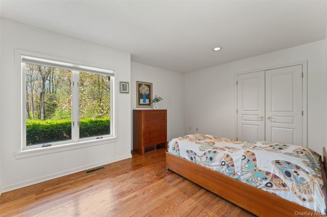 60 Old Aspetong Road, Katonah, NY 10536
