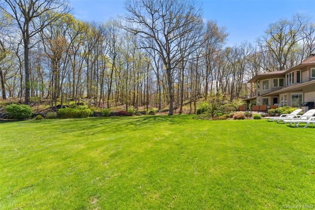 60 Old Aspetong Road, Katonah, NY 10536