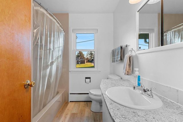 402 FARNSWORTH AVENUE, Oconto, WI 54153