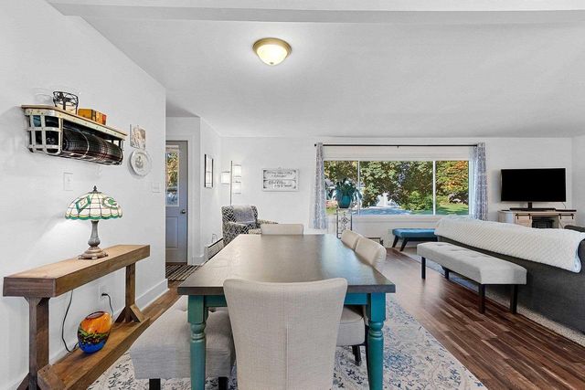 402 FARNSWORTH AVENUE, Oconto, WI 54153