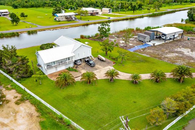 2269 Brady Rd, Theriot, LA 70397