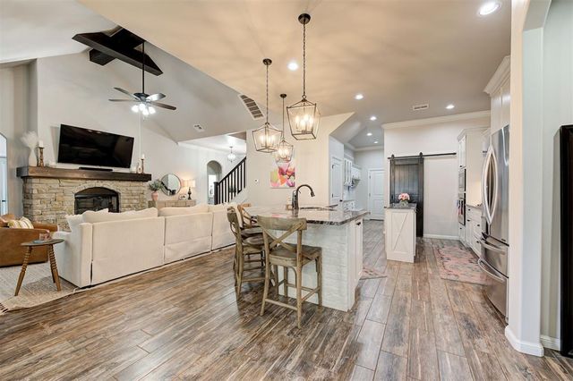 2209 Bretton Lane, Edmond, OK 73012