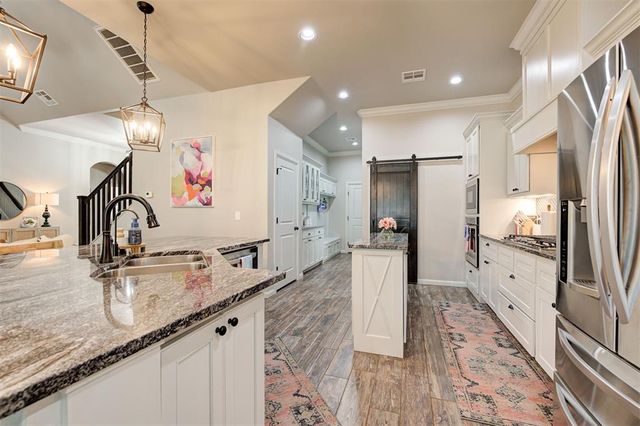 2209 Bretton Lane, Edmond, OK 73012