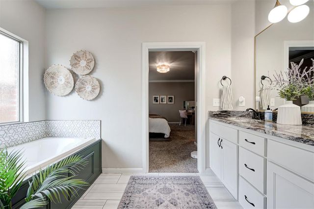 2209 Bretton Lane, Edmond, OK 73012
