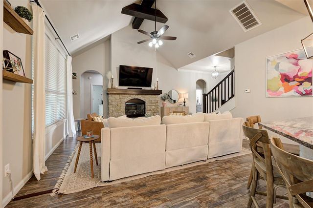 2209 Bretton Lane, Edmond, OK 73012