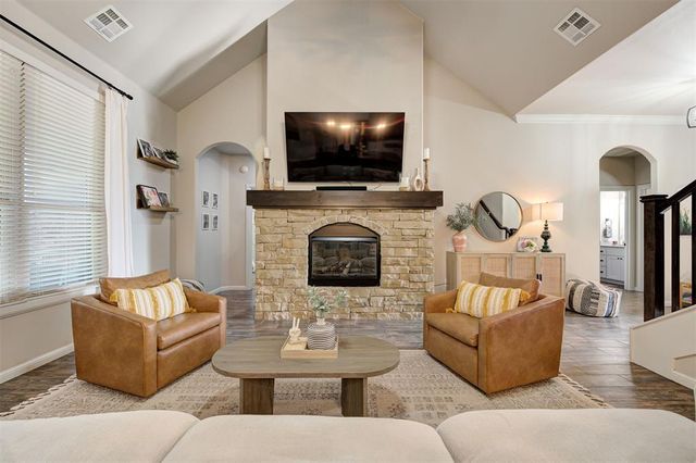 2209 Bretton Lane, Edmond, OK 73012