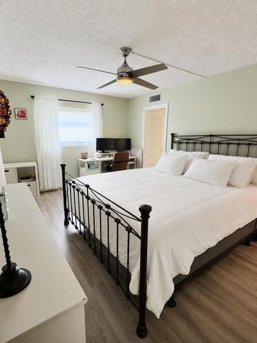 199 Burgundy E, Delray Beach, FL 33484