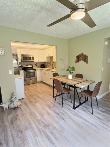 199 Burgundy E, Delray Beach, FL 33484