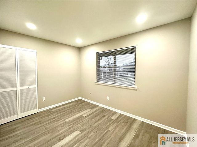 1310 Bradley Court, South Brunswick, NJ 08540