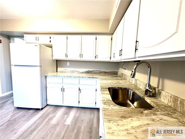 1310 Bradley Court, South Brunswick, NJ 08540