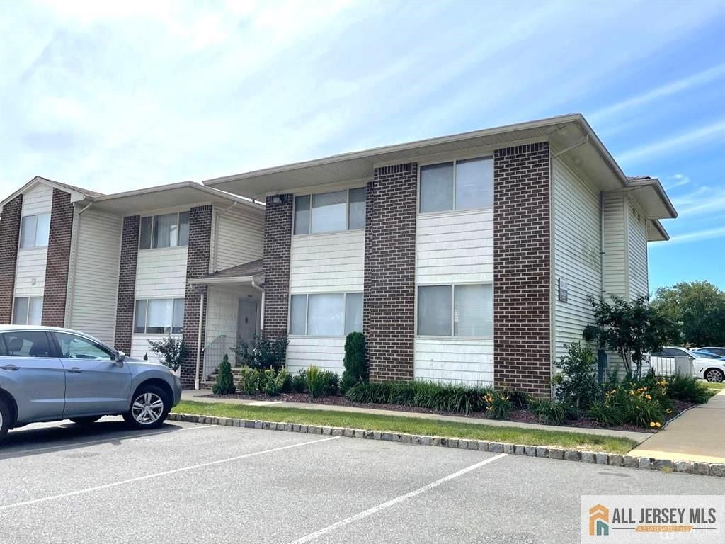 1310 Bradley Court, South Brunswick, NJ 08540