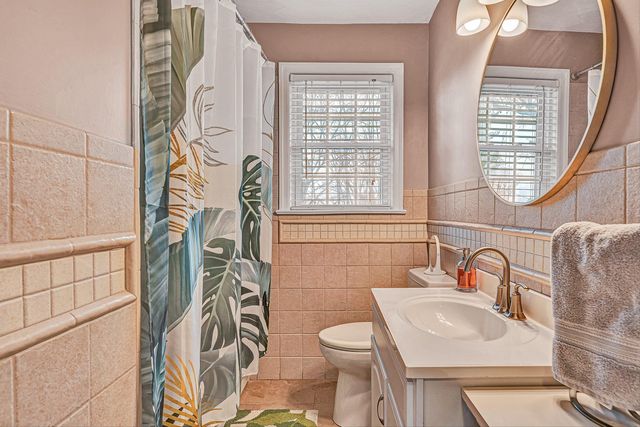 2726 Thorndale ST, Roanoke, VA 24015