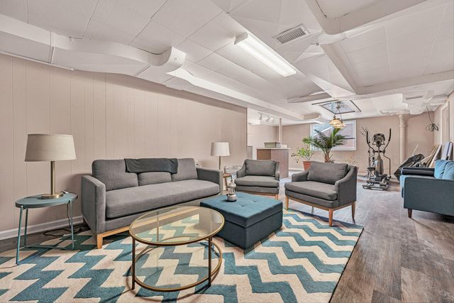 2726 Thorndale ST, Roanoke, VA 24015