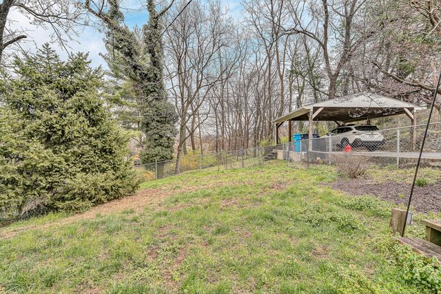 2726 Thorndale ST, Roanoke, VA 24015